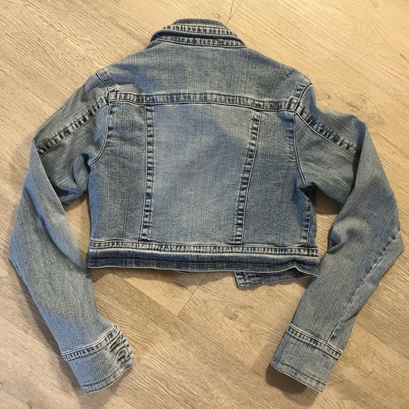 Jacket - Picture 2 of 4